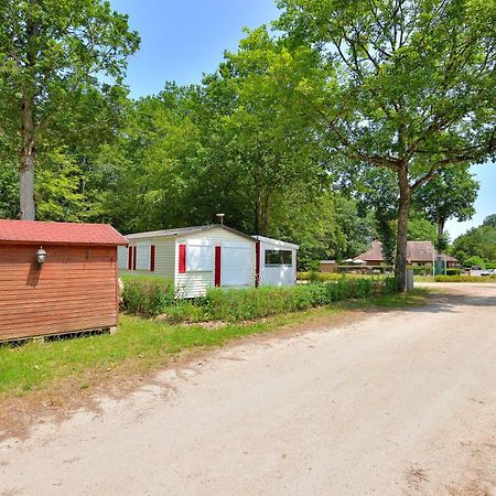 Camping Etang De La Vallee Combreux Dış mekan fotoğraf