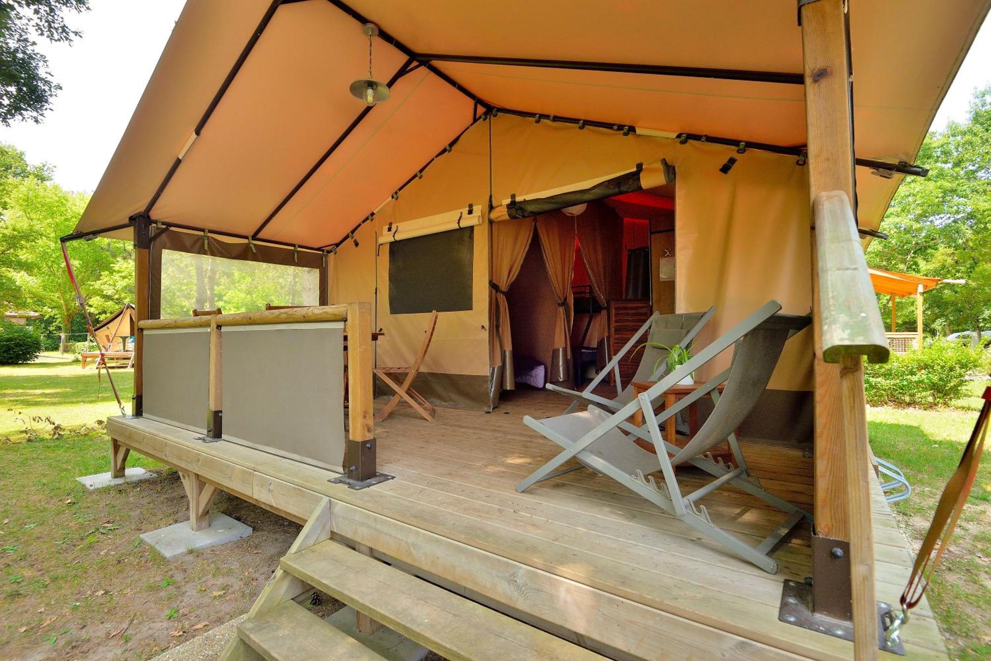 Camping Etang De La Vallee Combreux Oda fotoğraf